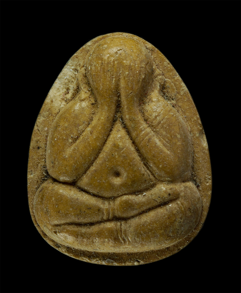 23Jul24 (39)p.jpg - พระปิดตามหาอุตม์ มหาลาภ เนื้อเกษรดอกไม้ ผงว่าน108 ผงน้ำมัน รุ่นสร้างเจดีย์ วัดโป่งผา ต.โป่งงาม อ.แม่สาย จ.เชียงราย พ.ศ.2539 - 40 ครูบาบุญช่ม, หลวงพ่อค [..] | https://kamulet.in.th